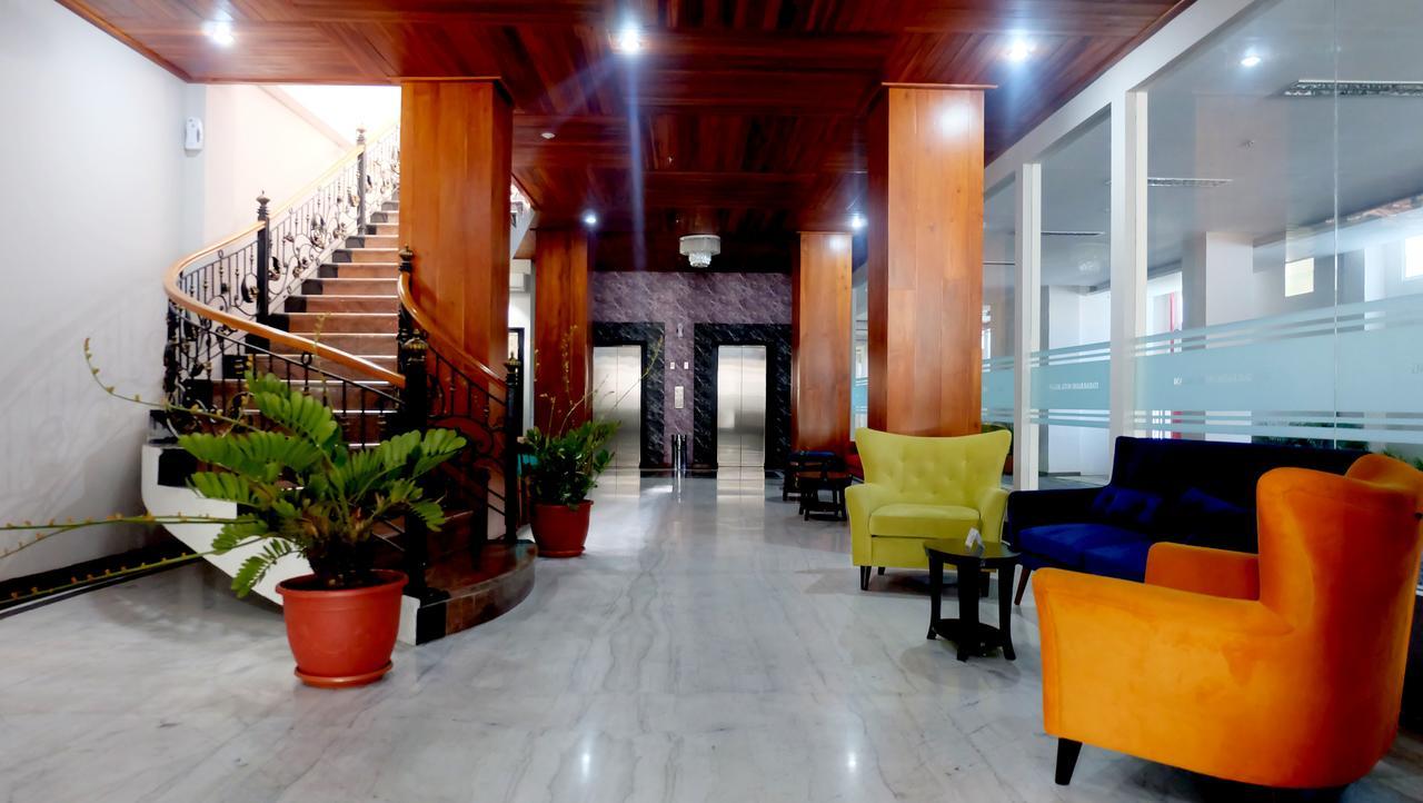 Syariah Radho Hotel Sengkaling Malang Exterior foto
